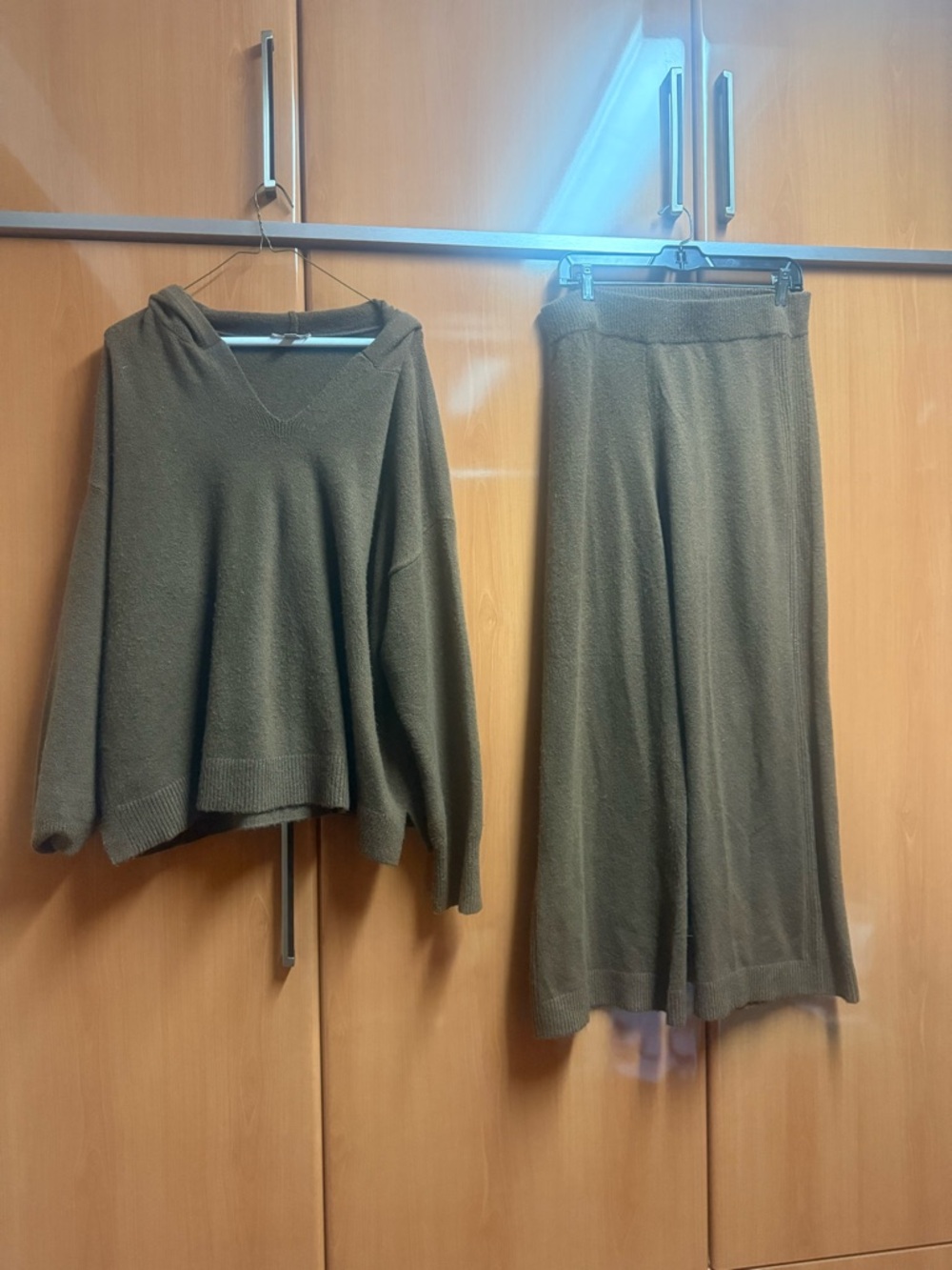 Cozy brown Sweater & Wide-Leg Pants Set